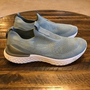 Nike Phantom Flyknit Running Shoes